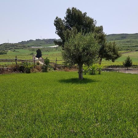 Contrada Gibbesi Villa Gibbesi Vecchio Bagian luar foto