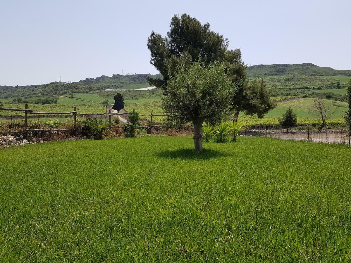 Contrada Gibbesi Villa Gibbesi Vecchio Bagian luar foto