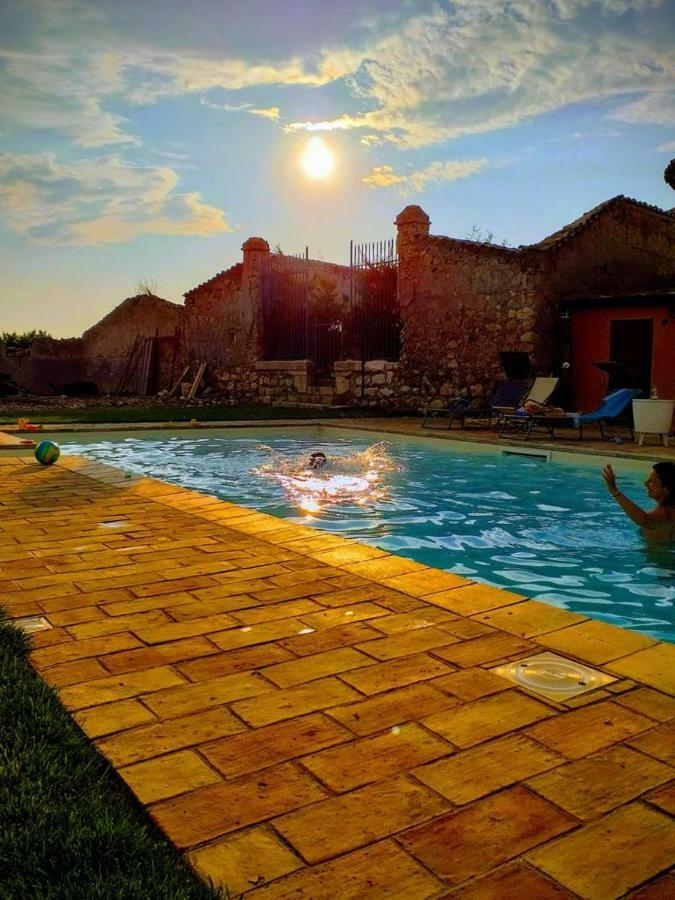 Contrada Gibbesi Villa Gibbesi Vecchio Bagian luar foto